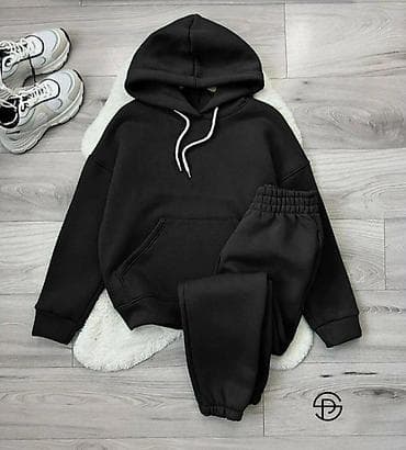 Unisex komplet trenerke – dukserica s kapuljačom i donji deo - Model at lalafo.rs — 2 Unisex komplet trenerke – dukserica s kapuljačom i donji deo - Model — 2