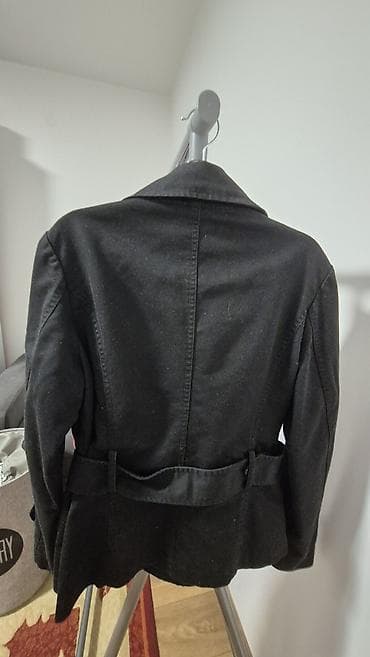 kozna jakna sa: Ženski crni kaput/blejzer – CityRock, veličina L. - Model: kraći na lalafo.rs — 1 kozna jakna sa: Ženski crni kaput/blejzer – CityRock, veličina L. - Model: kraći — 1