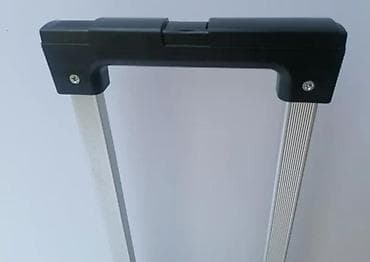 Watches: Ručni kofer na točkiće – beli, tvrda školjka - Materijal: tvrda at lalafo.rs — 5 Watches: Ručni kofer na točkiće – beli, tvrda školjka - Materijal: tvrda — 5