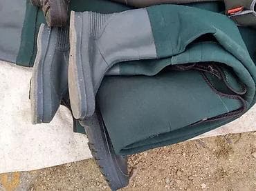 Behr RedCarp Dostupni brojevi 43/44 ; 44/45; 46 na lalafo.rs Behr RedCarp Dostupni brojevi 43/44 ; 44/45; 46