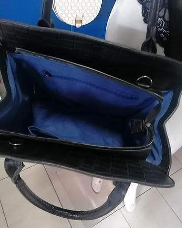 Tašna malo nošena
Kroko dezen at lalafo.rs — 6 Tašna malo nošena
Kroko dezen — 6