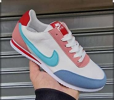 Patike
41
2400 din na lalafo.rs — 1 Patike
41
2400 din — 1