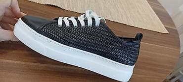 Crne casual patike sa pertlama potpuno nove - Model: niske patike sa na lalafo.rs — 4 Crne casual patike sa pertlama potpuno nove - Model: niske patike sa — 4