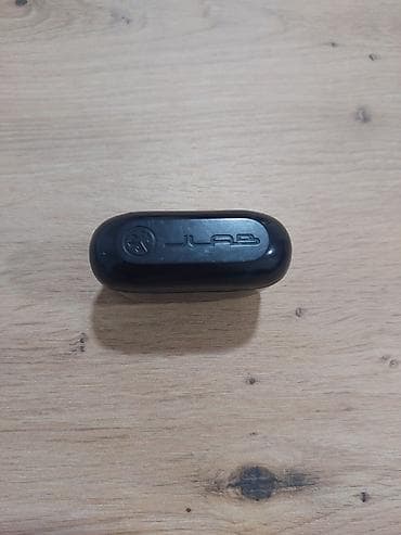 Jlab slušalice za telefon, kupljene pre 2 godine, u dobrom su stanju at lalafo.rs — 5 Jlab slušalice za telefon, kupljene pre 2 godine, u dobrom su stanju — 5