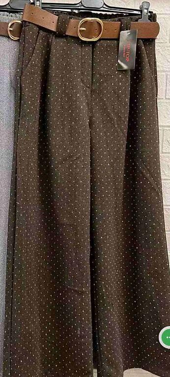 Pantalone
Cena 2600
Uh ni vel.
V/020 at lalafo.rs — 3 Pantalone
Cena 2600
Uh ni vel.
V/020 — 3