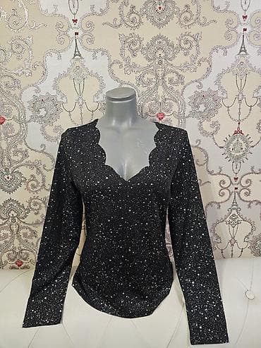 Novo!! M/L vel. Elegantna ženska bluza sa dugim rukavima u crnoj boji na lalafo.rs Novo!! M/L vel. Elegantna ženska bluza sa dugim rukavima u crnoj boji