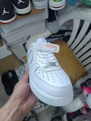 Nike
36-45
Porudžbine i pitanja u inbox na lalafo.rs — 8 Nike
36-45
Porudžbine i pitanja u inbox — 8