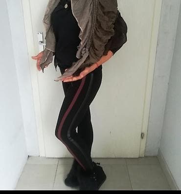 pantalone gina benotti: Pantalone vrhunske uzan model uvoz Turska br S-M Sa strane ima ubačena na lalafo.rs — 3 pantalone gina benotti: Pantalone vrhunske uzan model uvoz Turska br S-M Sa strane ima ubačena — 3