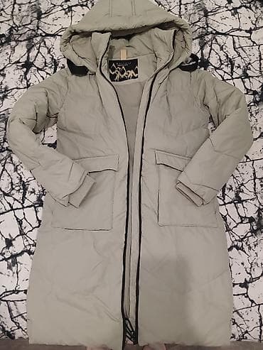 Duga zimska puf jakna sa kapuljačom – New Yorker (Puffer Coat) - na lalafo.rs — 1 Duga zimska puf jakna sa kapuljačom – New Yorker (Puffer Coat) - — 1