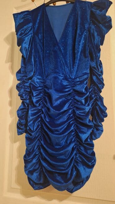 Haljina kraljevsko plava NOVA svecano elegantna na V izraz i nabrana na lalafo.rs Haljina kraljevsko plava NOVA svecano elegantna na V izraz i nabrana