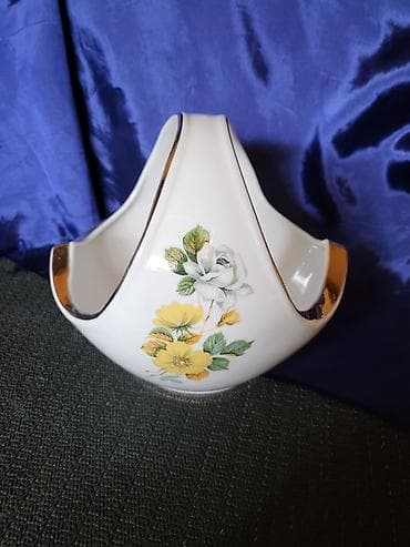 Antiques: Korpa Jugoporcelan Titov Veles iz 70ih.god. Korpa je perfektna,sve na at lalafo.rs — 2 Antiques: Korpa Jugoporcelan Titov Veles iz 70ih.god. Korpa je perfektna,sve na — 2