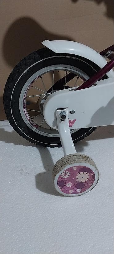 Dečiji bicikl sa pomoćnim točkićima – Violetta Lilo, veličina točkova na lalafo.rs — 5 Dečiji bicikl sa pomoćnim točkićima – Violetta Lilo, veličina točkova — 5