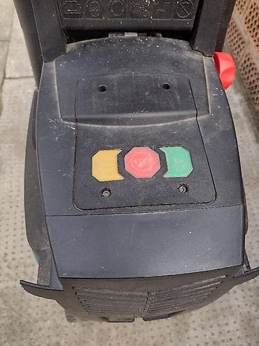 Pneumatski alati i kompresori: Sečka za grane BOSCH donešena iz Nemačke model BOSCH AXT 25 D Sistem na lalafo.rs — 5 Pneumatski alati i kompresori: Sečka za grane BOSCH donešena iz Nemačke model BOSCH AXT 25 D Sistem — 5