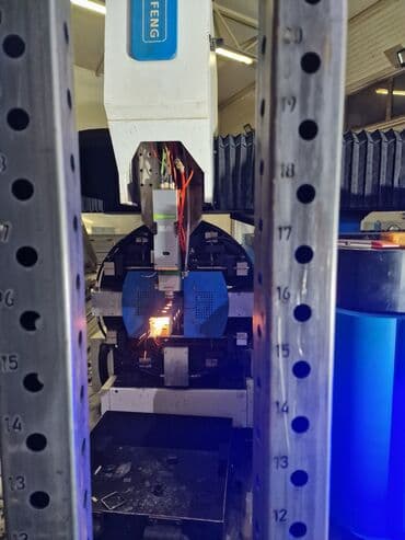 Hammers: Usluzno secenje metala,prohroma,aluminijuma,mesinga po kvalitetnim i at lalafo.rs — 8 Hammers: Usluzno secenje metala,prohroma,aluminijuma,mesinga po kvalitetnim i — 8