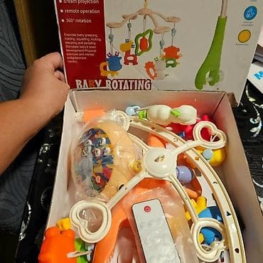 Crib & Stroller Toys: Muzička vrteška za bebine krevetac sa projektorom i daljinskim at lalafo.rs — 2 Crib & Stroller Toys: Muzička vrteška za bebine krevetac sa projektorom i daljinskim — 2