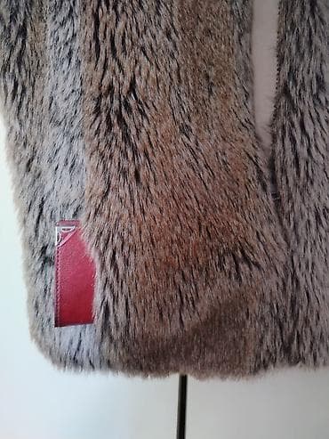 Prsluk od veštačkog krzna –vel:S WAREHOUSE - Model: bez rukava, sa na lalafo.rs — 5 Prsluk od veštačkog krzna –vel:S WAREHOUSE - Model: bez rukava, sa — 5