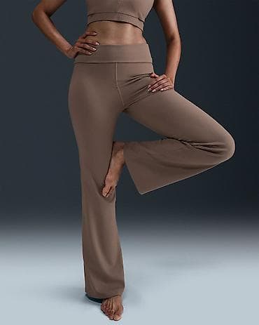 pantalone butiku ali: NIKE Dri-Fit High Waist Cuffed Pants vel.S NOVO
FV na lalafo.rs — 1 pantalone butiku ali: NIKE Dri-Fit High Waist Cuffed Pants vel.S NOVO
FV — 1