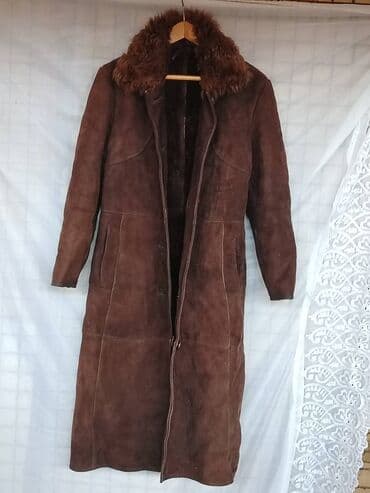 Zenska bunda Odlicno ocuvana Velicina L Mere Ramena 48 Grudi 53 na lalafo.rs Zenska bunda Odlicno ocuvana Velicina L Mere Ramena 48 Grudi 53