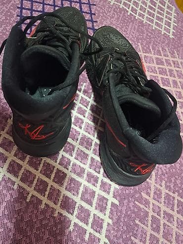 Muške patike
Nike Jordan⛹️♂️
48 /33cm/
Dobijene na poklon a velike na lalafo.rs — 9 Muške patike
Nike Jordan⛹️♂️
48 /33cm/
Dobijene na poklon a velike — 9