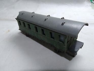 Piko putnicki vagon HO, fali tockovi,kukice,ograde za delove na lalafo.rs Piko putnicki vagon HO, fali tockovi,kukice,ograde za delove