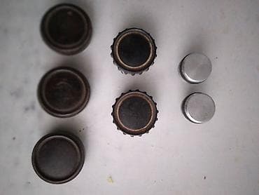 "Dugmad" za stare radioaparate,cena za kom na lalafo.rs — 6 "Dugmad" za stare radioaparate,cena za kom — 6