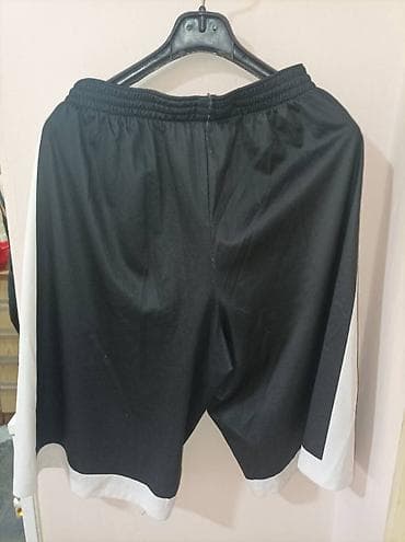 Na prodaju komplet dres, gornji i donji deo, S veličina, u extra na lalafo.rs — 3 Na prodaju komplet dres, gornji i donji deo, S veličina, u extra — 3