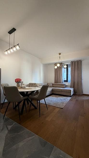 bracni krevet: Namešten jednosoban stan sa modernim enterijerom - Dnevni boravak na lalafo.rs — 9 bracni krevet: Namešten jednosoban stan sa modernim enterijerom - Dnevni boravak — 9