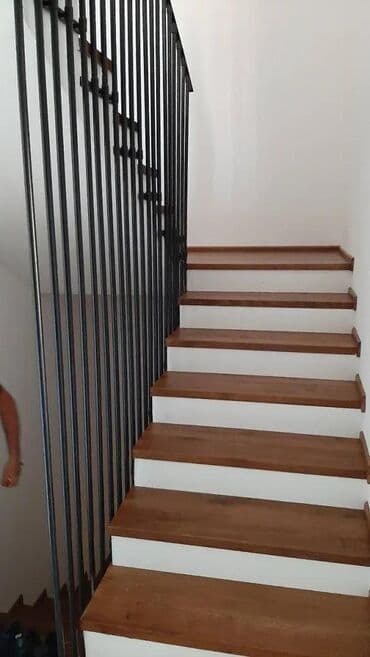 Gazišta za stepenice: Izrada drvenih gazišta i ograda Izrada ograda i oblaganje stepenica na lalafo.rs — 1 Gazišta za stepenice: Izrada drvenih gazišta i ograda Izrada ograda i oblaganje stepenica — 1