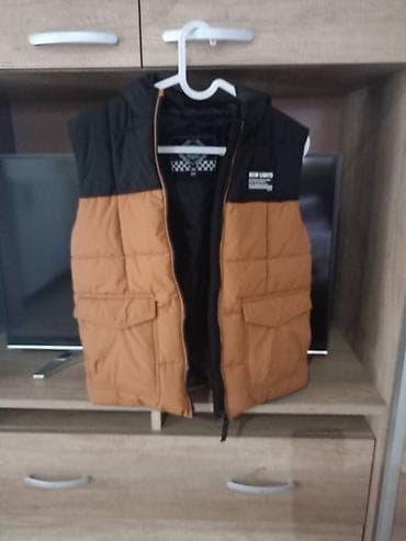 Dečiji prsluk sa kapuljačom, dvobojni (crna/gorčičasta), punjen, sa na lalafo.rs — 3 Dečiji prsluk sa kapuljačom, dvobojni (crna/gorčičasta), punjen, sa — 3