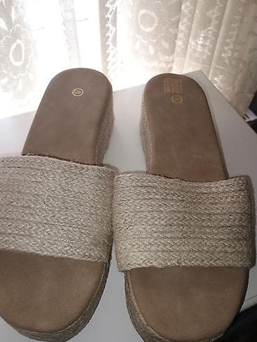 Modne papuče, 40 na lalafo.rs Modne papuče, 40