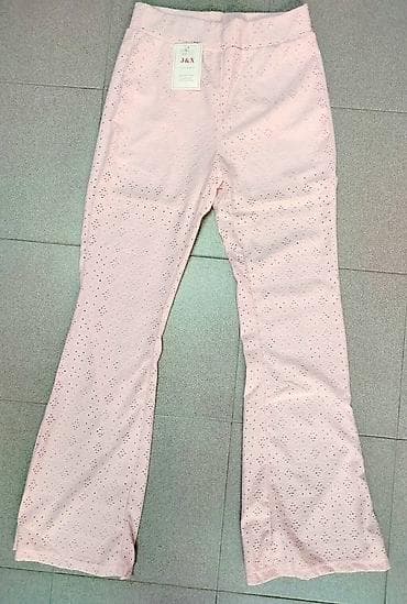 pantalone butiku ali: Sportska elegancija,extra pantalone sa rupicama i elastinom, šira na lalafo.rs — 2 pantalone butiku ali: Sportska elegancija,extra pantalone sa rupicama i elastinom, šira — 2