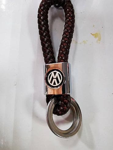 🚘Кожни привесци за кључеве, са ознакама аутомобила.🚘 ‼‼ЦЕНА: 1.200 na lalafo.rs — 2 🚘Кожни привесци за кључеве, са ознакама аутомобила.🚘 ‼‼ЦЕНА: 1.200 — 2