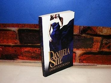 Debitantkinja danijela stil 2013 na lalafo.rs Debitantkinja danijela stil 2013