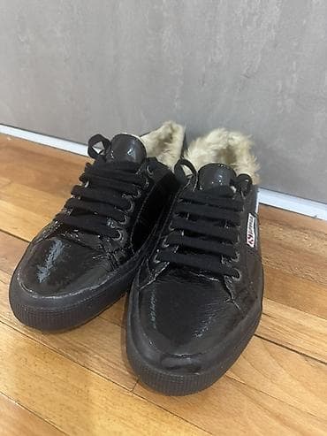 SUPERGA zimske patike sa postavom od veštačkog krzna br 41 - Model na lalafo.rs — 2 SUPERGA zimske patike sa postavom od veštačkog krzna br 41 - Model — 2