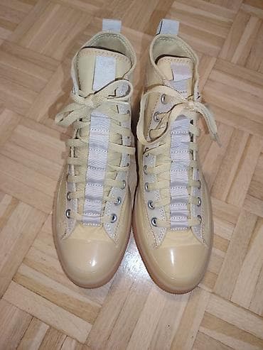 Converse Chuck Taylor All Star – visoke patike UG 26,5cm - Model na lalafo.rs — 1 Converse Chuck Taylor All Star – visoke patike UG 26,5cm - Model — 1