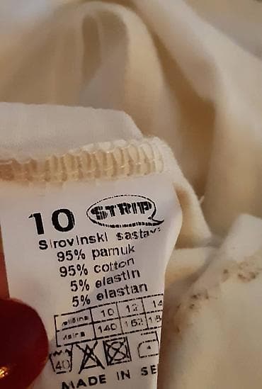 Beli crop top sa dugim rukavima STRIP brenda, sa providnim mrežastim na lalafo.rs — 3 Beli crop top sa dugim rukavima STRIP brenda, sa providnim mrežastim — 3