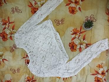 Beli cipkani crop top S M i manji L može.Ima elastina na lalafo.rs — 1 Beli cipkani crop top S M i manji L može.Ima elastina — 1