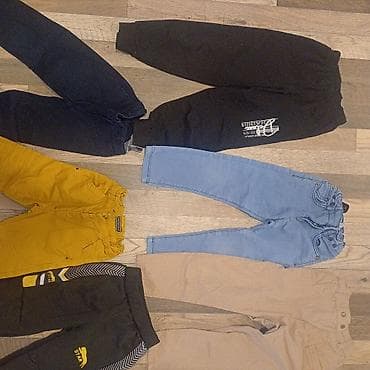 Paket dečijih pantalona i trenerki – različiti modeli i boje - Više na lalafo.rs — 4 Paket dečijih pantalona i trenerki – različiti modeli i boje - Više — 4