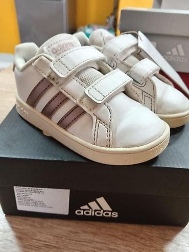 Patike za devojcice, jako kratko nosene na lalafo.rs — 1 Patike za devojcice, jako kratko nosene — 1