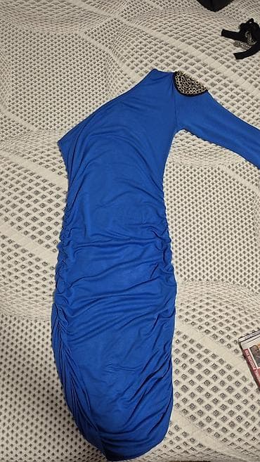 Plava elegantna haljina BLONDY - Model: asimetrična/one-shoulder; na lalafo.rs — 2 Plava elegantna haljina BLONDY - Model: asimetrična/one-shoulder; — 2