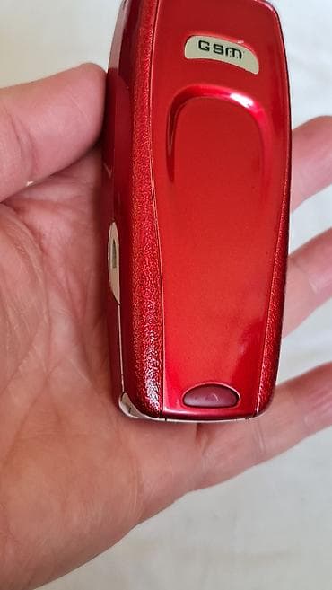 Komplet starih Nokia mobilnih telefona sa punjačem. Sadržaj: - 2 na lalafo.rs — 8 Komplet starih Nokia mobilnih telefona sa punjačem. Sadržaj: - 2 — 8