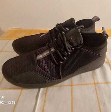 Superdry patike LAGANE I POVOLjNE % 44 Dobro očuvane. Broj 44/UK 10/US na lalafo.rs — 2 Superdry patike LAGANE I POVOLjNE % 44 Dobro očuvane. Broj 44/UK 10/US — 2