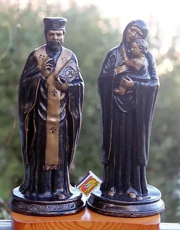 Dve statue 45 cm!. Dve statue od gipsa. Masivne i teške. Visina cca 45 na lalafo.rs Dve statue 45 cm!. Dve statue od gipsa. Masivne i teške. Visina cca 45