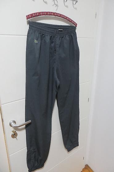 LACOSTE XXL bez mana greske kao nova, duzina 110cm materijal poliester na lalafo.rs — 2 LACOSTE XXL bez mana greske kao nova, duzina 110cm materijal poliester — 2