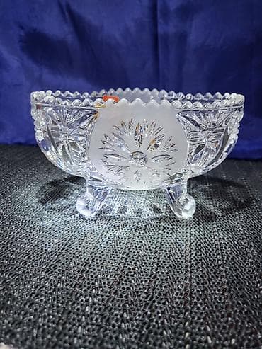 Korpa nova kristalna rucni rad Anna Hutte iz 70-ih. Kristal i led na lalafo.rs Korpa nova kristalna rucni rad Anna Hutte iz 70-ih. Kristal i led