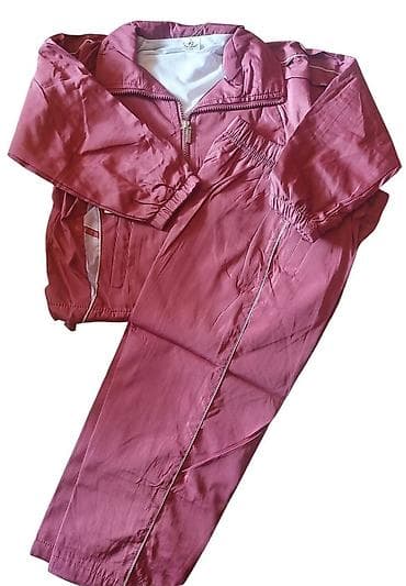 Decije komplet šuškave trenerke Pink:104,128 Roza:110 Lila:140 Upl.pa na lalafo.rs — 2 Decije komplet šuškave trenerke Pink:104,128 Roza:110 Lila:140 Upl.pa — 2