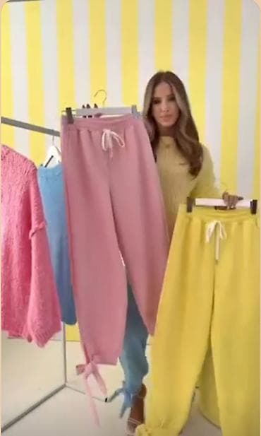 bermude teksas br: Pantalone
Cena 2300
Uni vel.
V18 na lalafo.rs — 2 bermude teksas br: Pantalone
Cena 2300
Uni vel.
V18 — 2