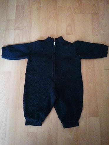 Dečiji jednodelni zimski kombinezon, veličine 74, sa dugim rukavima i na lalafo.rs — 2 Dečiji jednodelni zimski kombinezon, veličine 74, sa dugim rukavima i — 2