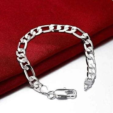 Narukvica
Žig 925
Cena 1100 din🟤 na lalafo.rs — 4 Narukvica
Žig 925
Cena 1100 din🟤 — 4