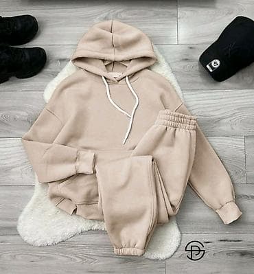 Komplet trenerka 3100 dinara⚡ na lalafo.rs Komplet trenerka 3100 dinara⚡